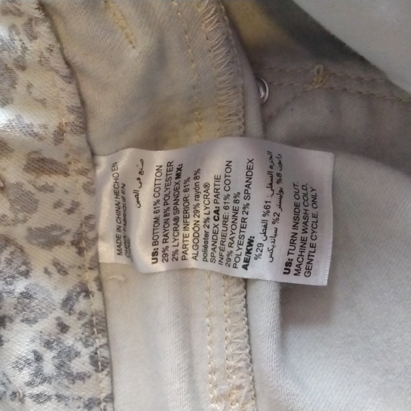 Chico's Python Jeans - Picture 9 of 9